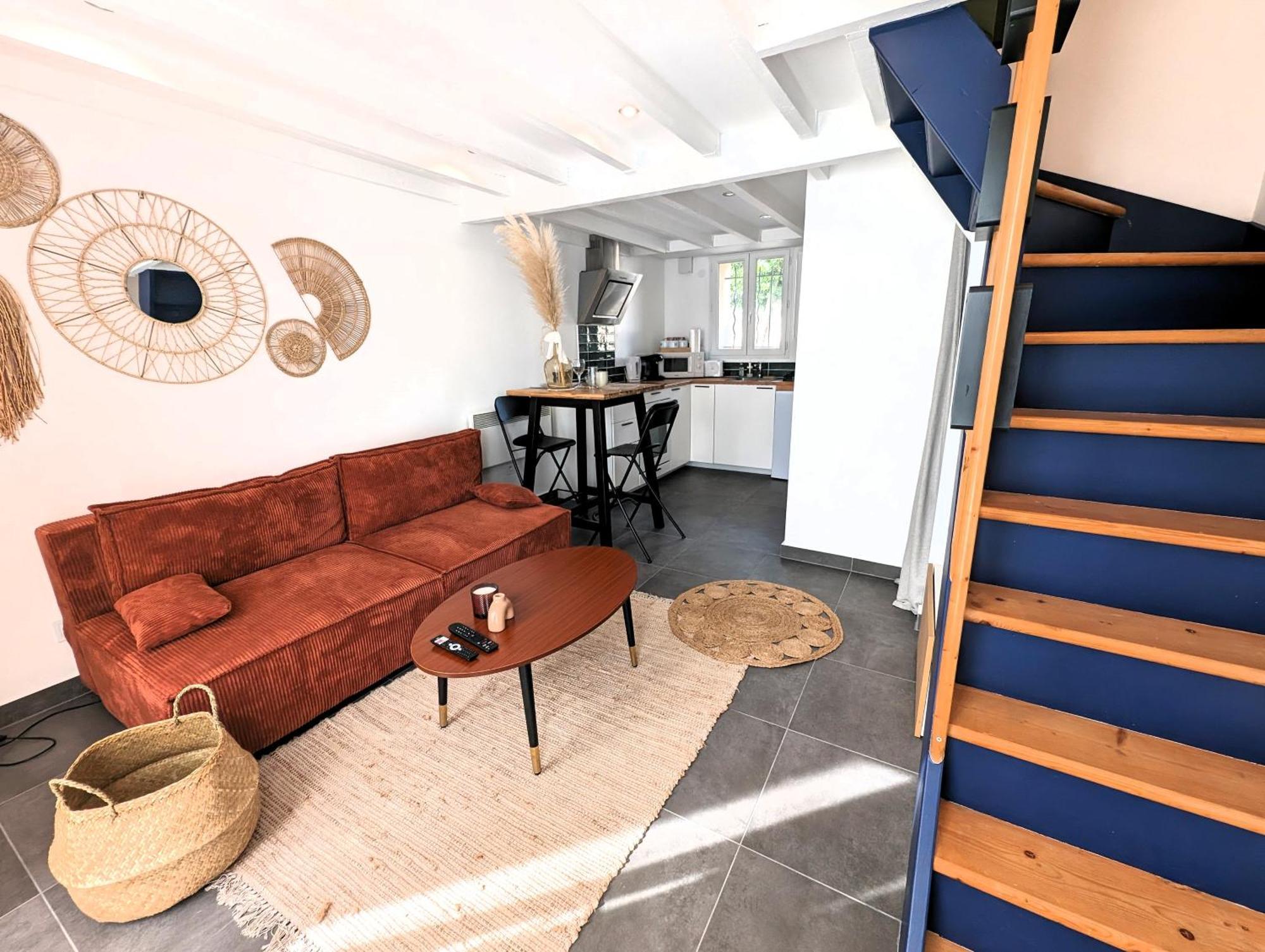 Cozy House - 15 Min Disneyland - 2 Parkings - Fibre Holiday home Nanteuil-les-Meaux